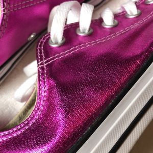 Converse All Star Pink Metallic shoe Women’s size 8 excellent condition